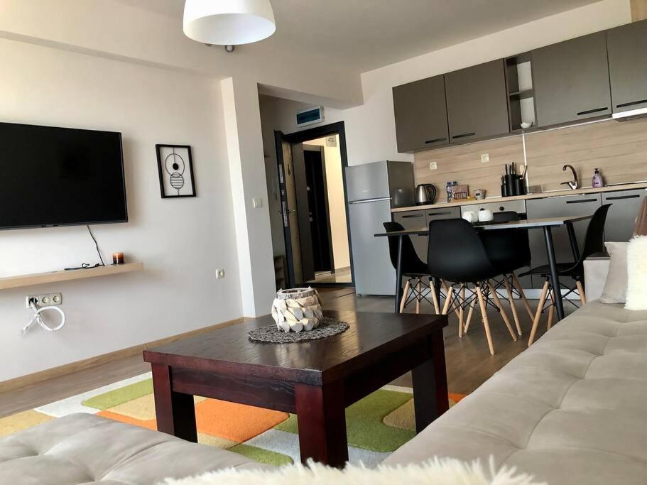 Luxury Apartment Pazardżik Zewnętrze zdjęcie